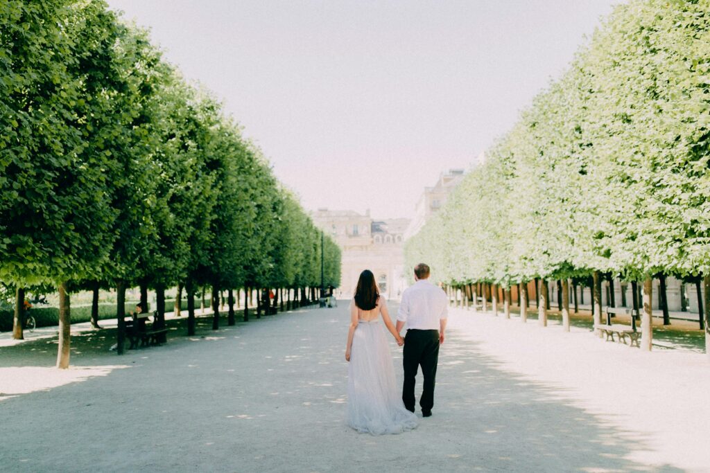 Explore Paris on Foot