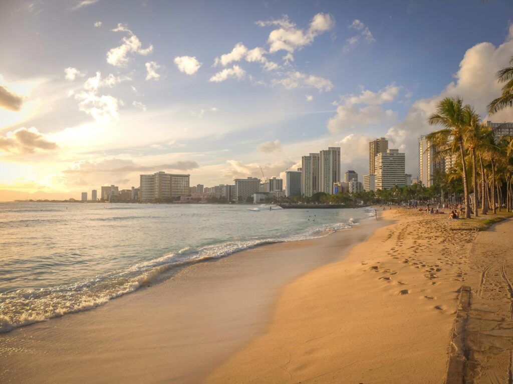  Relax at Waikiki Beach 