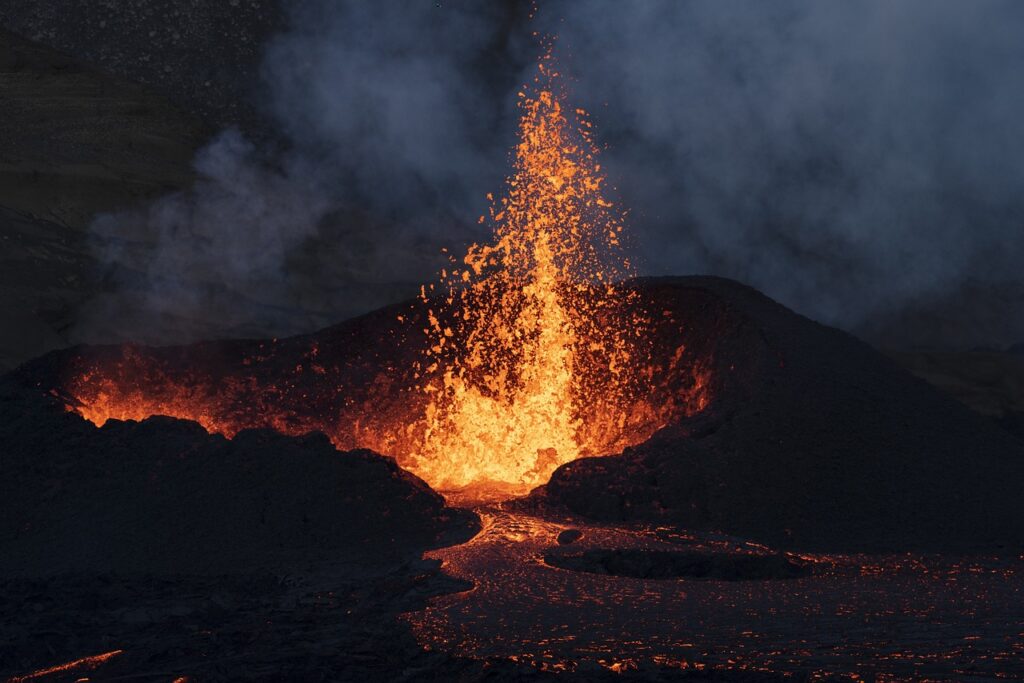 stargazing atop Mauna Kea, the highest volcano in Hawaii