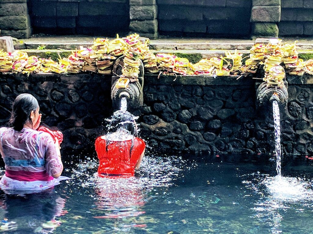  Pura Taman Saraswati Temple