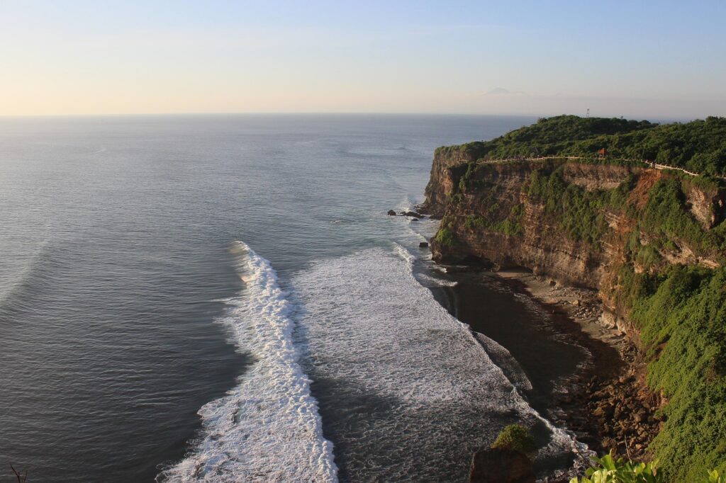 Exploring Uluwatu