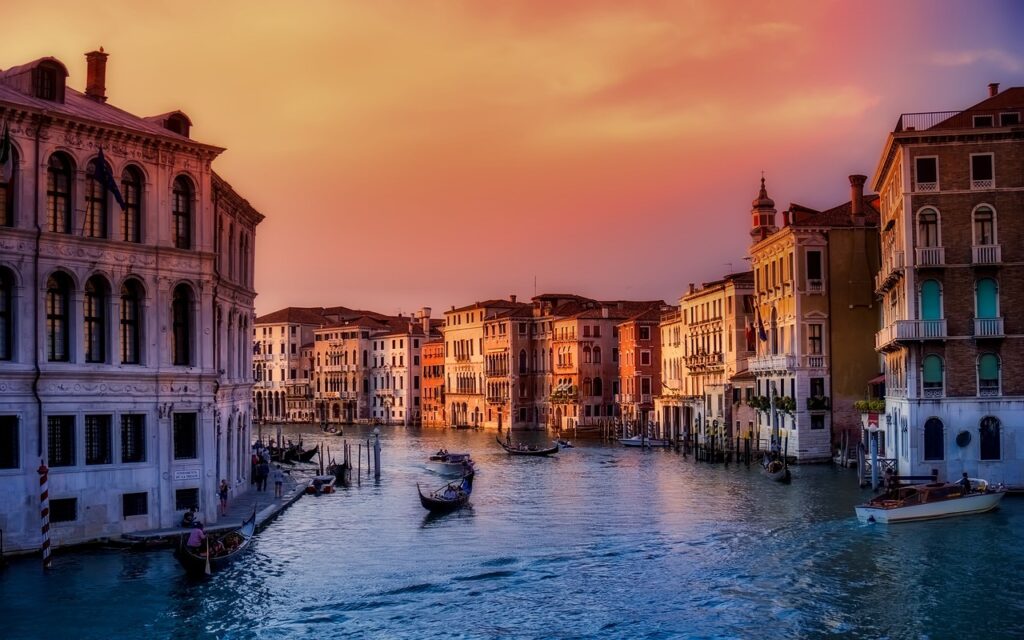Best Time to Visit Venice